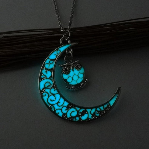 Lunar Glow Pendant Necklace - Silver-Plated Moon Shape - EclipticJew